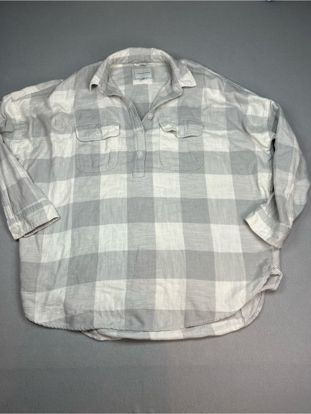 American Eagle 1/2 button up flannel shirt gray and white medium